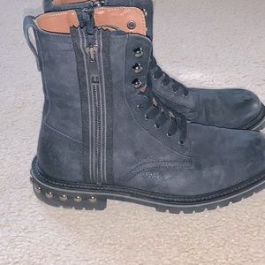 MENS STUDDED BOOTS LIKE NEW